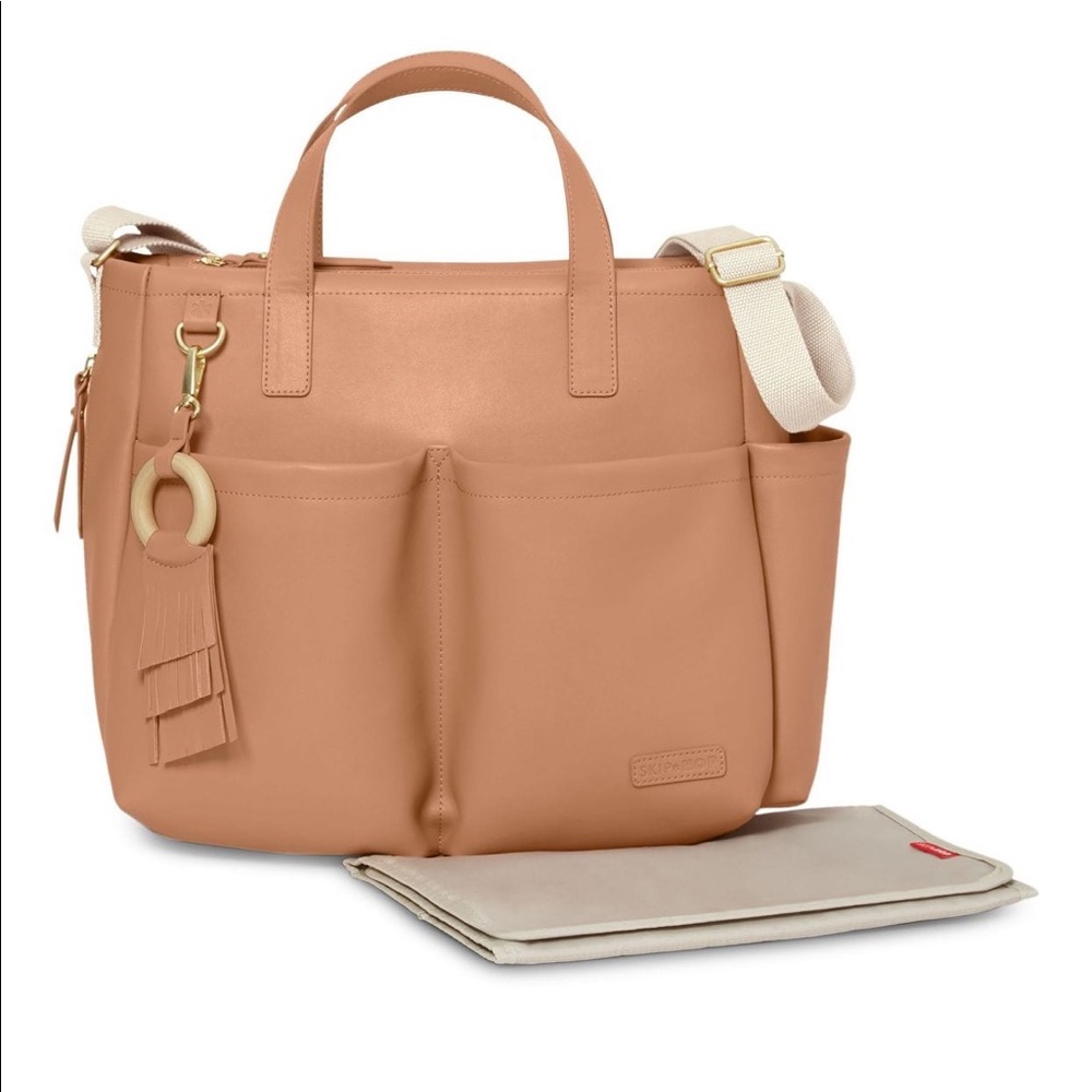 Skip Hop Greenwich Simply Chic diaper tote bag